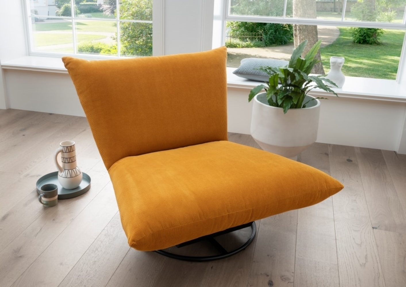 Benformato Cremona: Stilvoller Drehsessel in 9 Farbvarianten – Feincord,Cord-Flausch,Flachgewebe 360-Grad-Drehung Bild 1