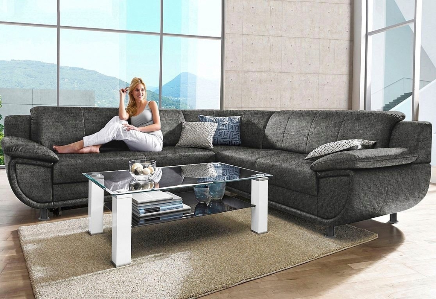 TRENDMANUFAKTUR Ecksofa Rondo wahlweise mit Schlaffunktion, 267x247 cm (BxT), breite Armlehnen, L-Form, wahlweise mit Federkern bestellbar, Füße schwarz Bild 1