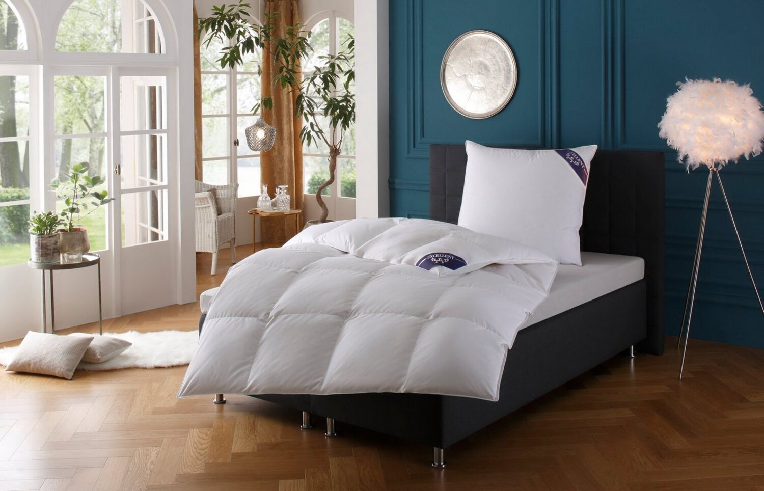 Excellent Daunenbettdecke + Federkissen Bettdecken-Set Zürich, 4-tlg, Herbst, Winter & weitere Wärmeklassen, Füllung: Bettdecke 100% Daunen, Bezug: 100% Baumwolle, Bettdecke 2x135x200 und 155x220 cm & 2xKissen 40x80 & 80x80 cm Bild 1