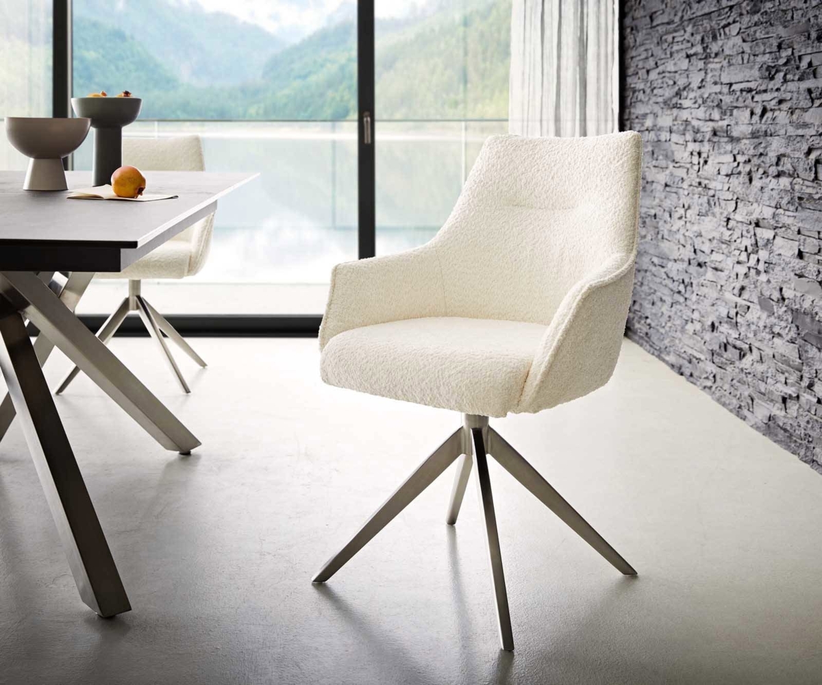 Drehstuhl Alja-Flex mit Armlehnen Bouclé Weiß Kreuzgestell breit Edelstahl 360° drehbar Taschenfederkern Bild 1