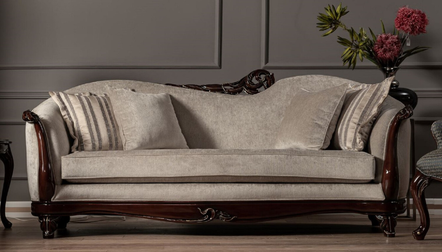 Casa Padrino Luxus Barock Sofa Beige / Dunkelbraun / Gold - Handgefertigtes Wohnzimmer Sofa im Barockstil - Barock Wohnzimmer Möbel Bild 1