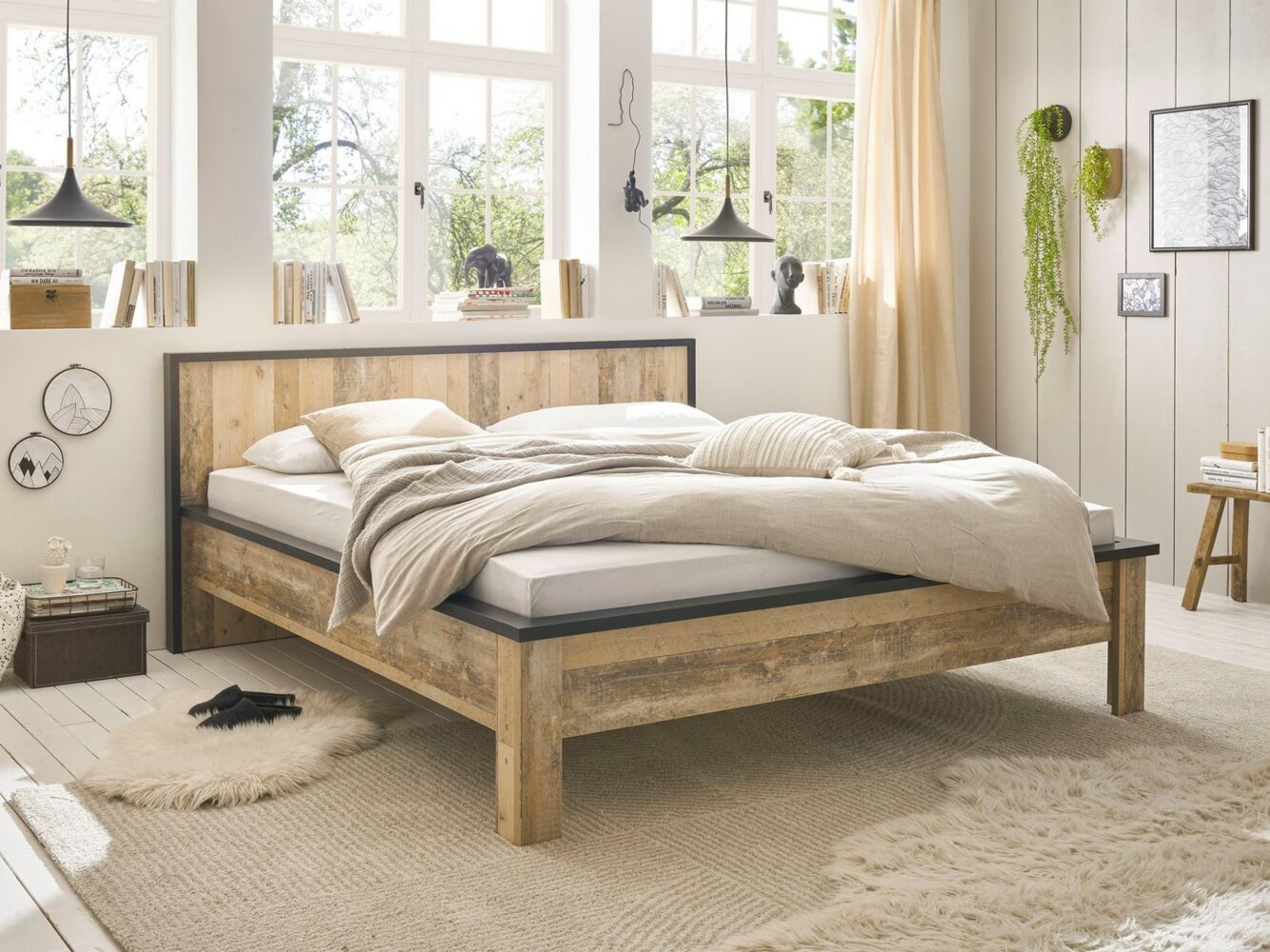 Home affaire Einzelbett SHERWOOD Liegefläche 90/140 oder 180x200 cm, aus FSC®-zertifiziertem Holzwerkstoff, rustikaler Landhausstil Bild 1