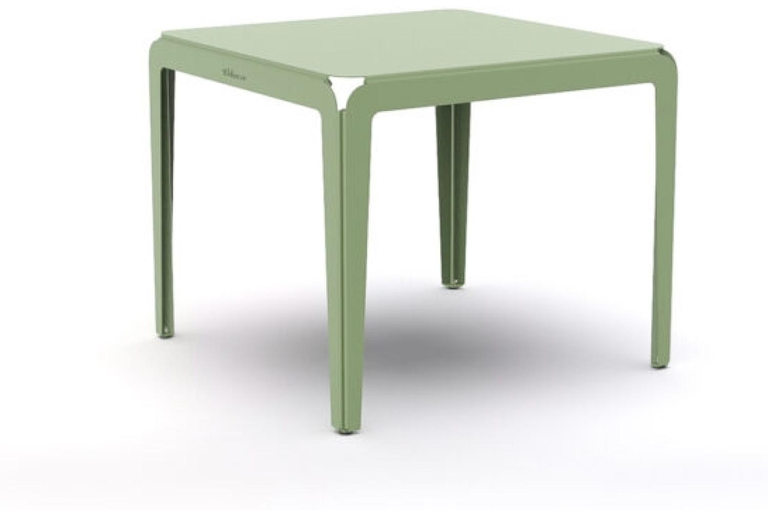 Bended Table / Outdoor Esstisch 90x90 grün Bild 1