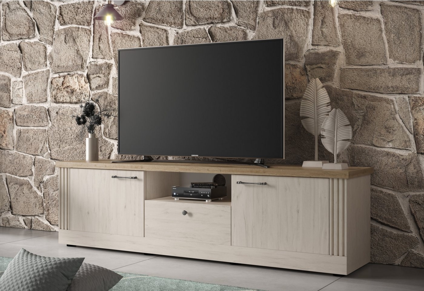 Home affaire Lowboard Country Breite 211 cm, TV-Board 2 Türen u. 1 Schubkasten, TV-Schrank, im Landhausstil, viel Strauraum, mit Metallgriffe, MDF Rahmen Bild 1