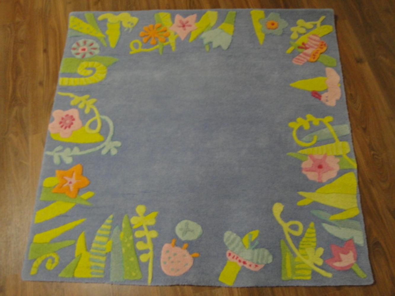 Kinderteppich- Blumenwiese 120 x 120 cm Gustav und seine Freunde Bild 1