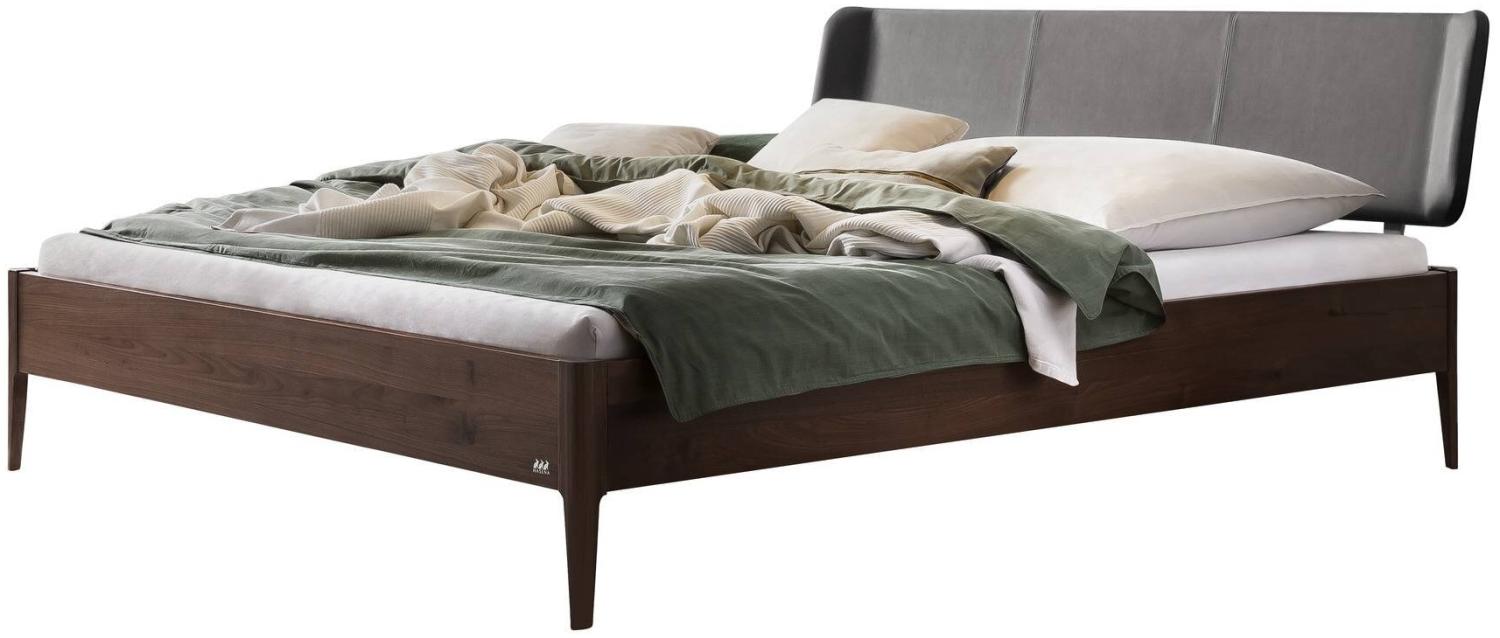 Hasena Lounge Varese 160x210 Nussbaum, geölt - Fusshöhe 25 cm Massivholzbett Bild 1