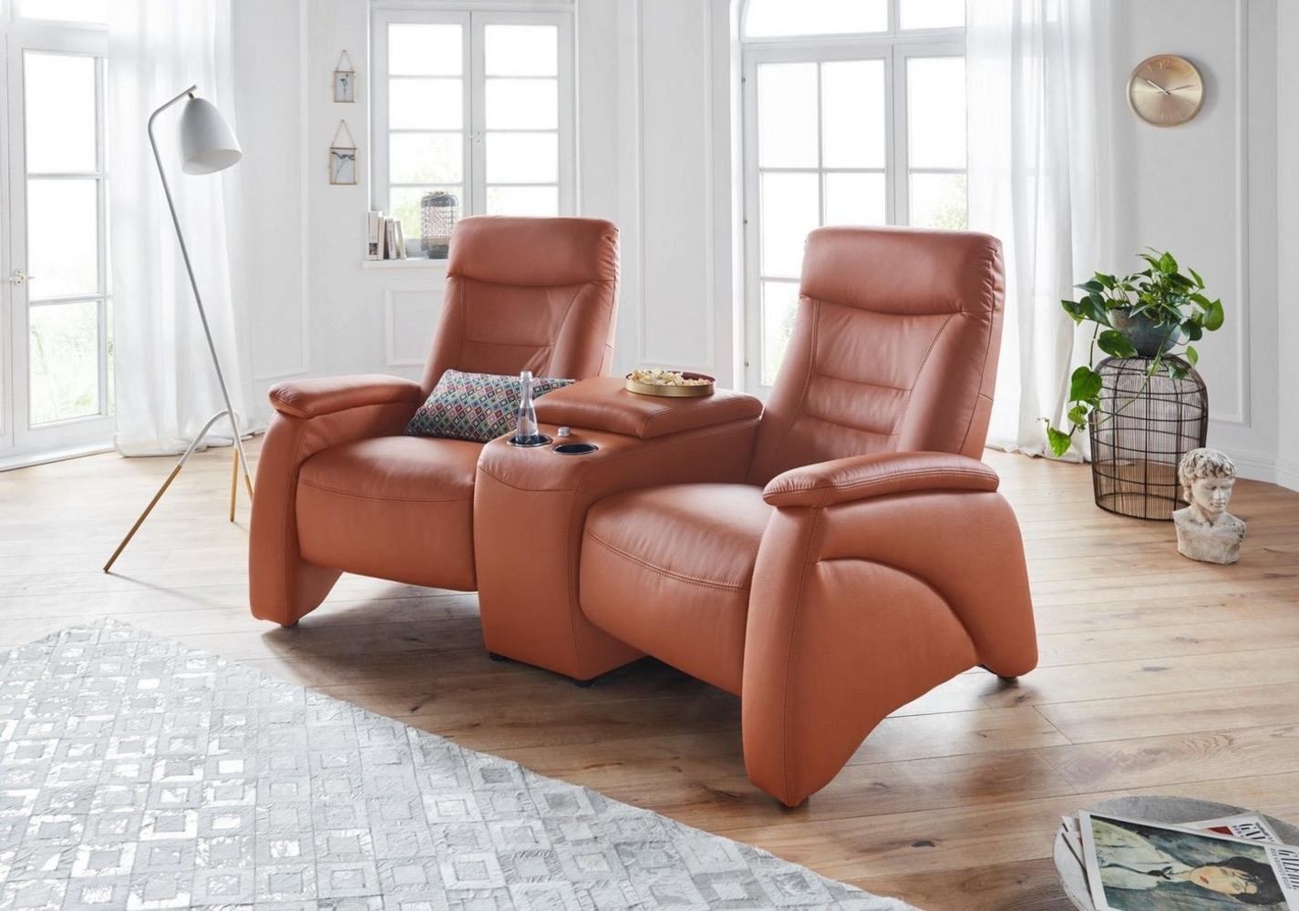 exxpo - sofa fashion 2,5-Sitzer Ascoli, Kinosofa mit hohem Sitzkomfort, bequeme Armlehnen, inkl. Relaxfunktion, mit Ablage und Staufach, hohe Rückenlehne Bild 1