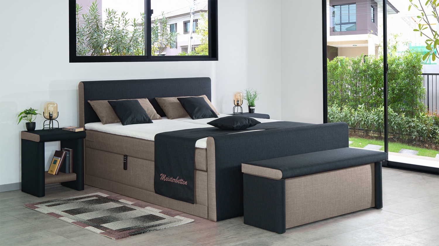Meisterbetten Boxspringbett Amos 240x200 in W-Sahara in W-Black, Matratzenbezug Nano, Ergoflex-Topper, mit Fussteil Bild 1