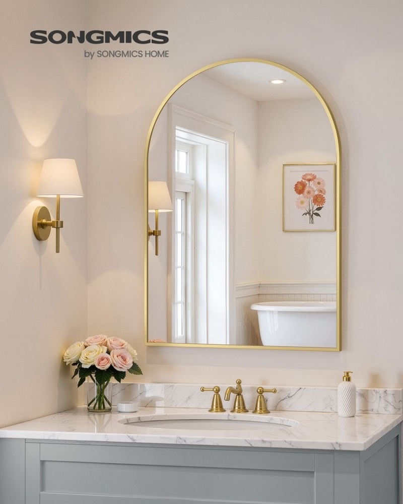 SONGMICS Spiegel für Bad, Wandspiegel, gewölbter Spiegel, Aluminiumrahmen, 91 x 61 cm, mit Sicherheitsfolie, einfache Montage, für Wohn-, Schlaf- und Badezimmer, blassgold Bild 1