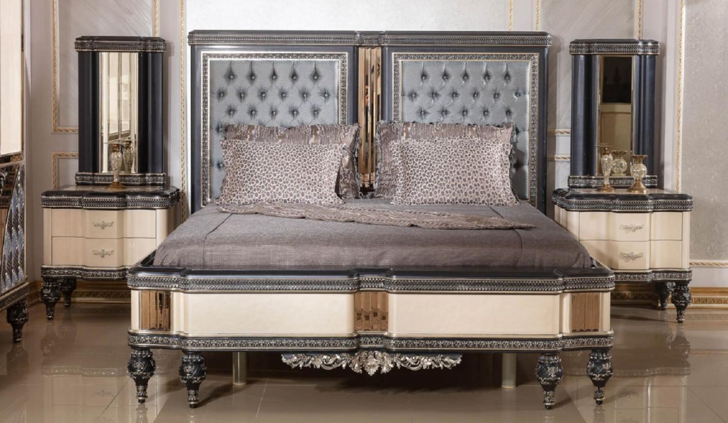 Casa Padrino Luxus Barock Schlafzimmer Set Hellblau / Beige / Schwarz / Gold - 1 Barock Doppelbett mit Kopfteil & 2 Barock Nachtkommoden - Luxus Schlafzimmer Möbel im Barockstil - Barock Interior Bild 1