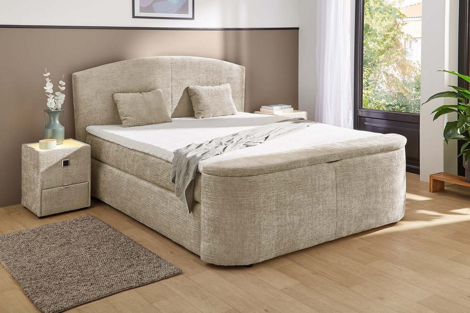 Jockenhöfer Gruppe Boxspringbett Pia, inklusive Strauraum im Fussteil, 7-Zonen-TTFK-Mmatratze, KS-Topper, verschiedene Härtegrade wählbar Bild 1