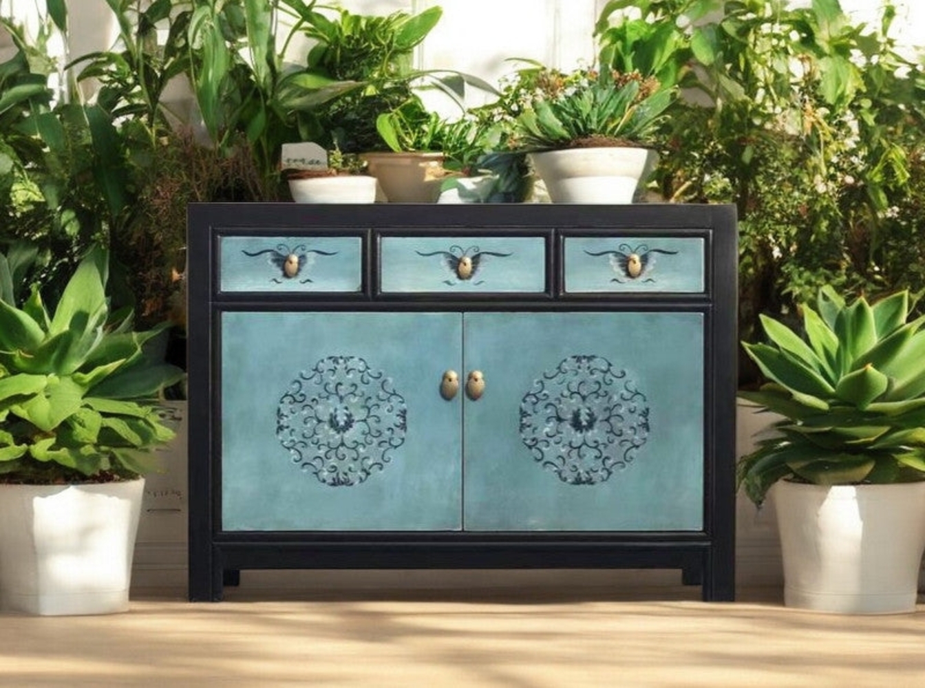 Vintage Kommode Blau verziert chinesisch Schrank Sideboard Kolonial-Stil Antik-Stil Lowboard asiatisch orientalisch Fernost shabby-chic Landhaus Bild 1