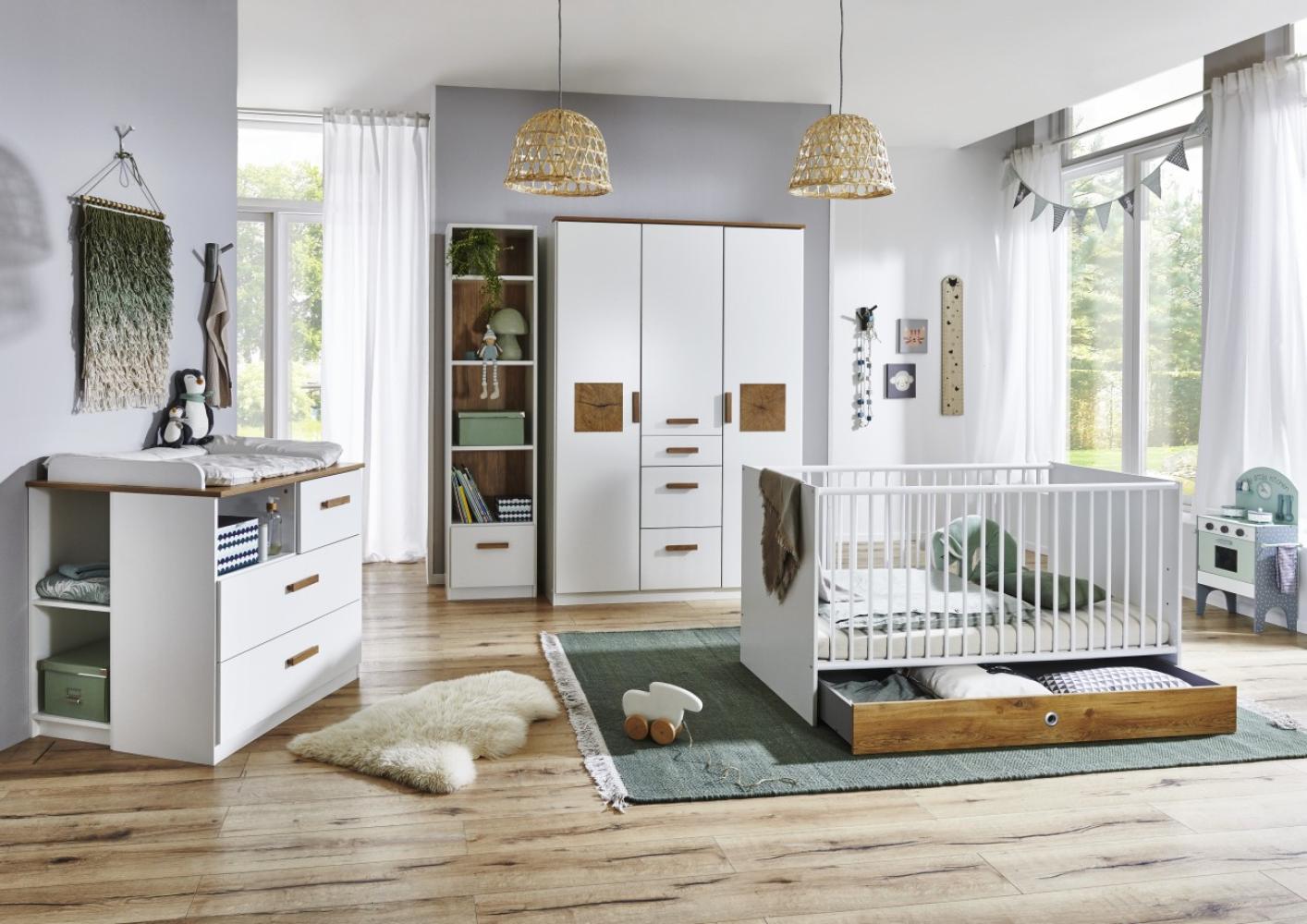 Babyzimmer Gotland 6 teiliges Komplett Set von Wimex mit Kleiderschrank, Babybett mit Umbauseiten, Wickelkommode mit einem Seitenregal, Standregal - Kinderzimmer, Babyzimmermöbel, Erstausstattung - MD110995 Bild 1