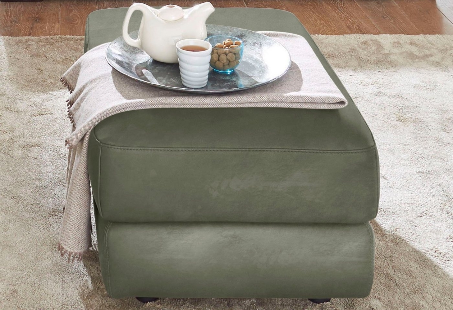 CALIA ITALIA Hocker Gaia, in edlem Design und mit erstklassigem Sitzkomfort, aus pflegeleichtem Luxus-Microfaser Ginevra Hydro Care Bild 1