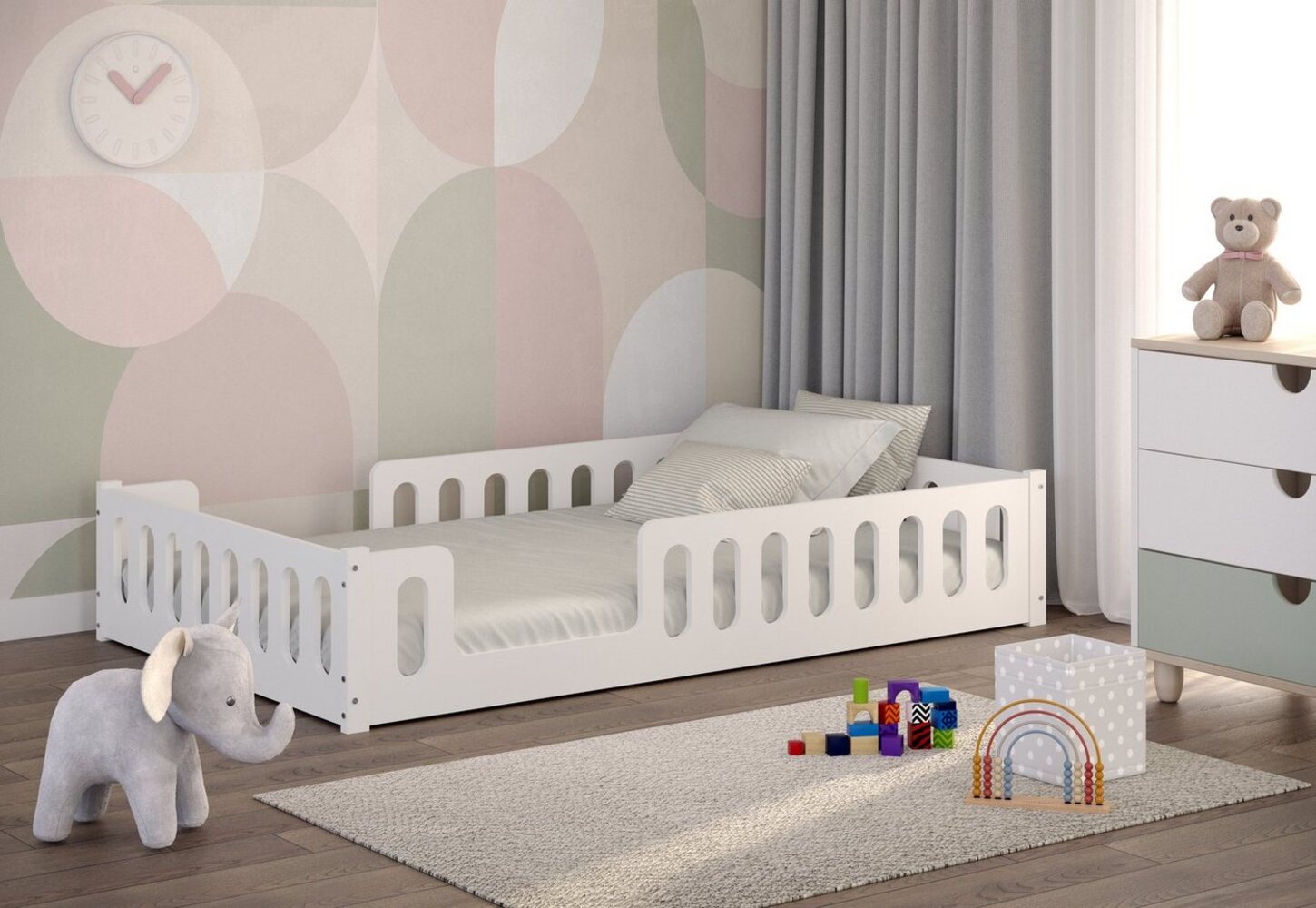 CADANI Monte 2in1 Bodenbett 120x200 cm Montessori Kinderbett weiß, Rausfallschutz abnehmbar, 41 kg schwer, bis 200 kg belastbar, extra starker Roll-Lattenrost, umbaubar Bild 1
