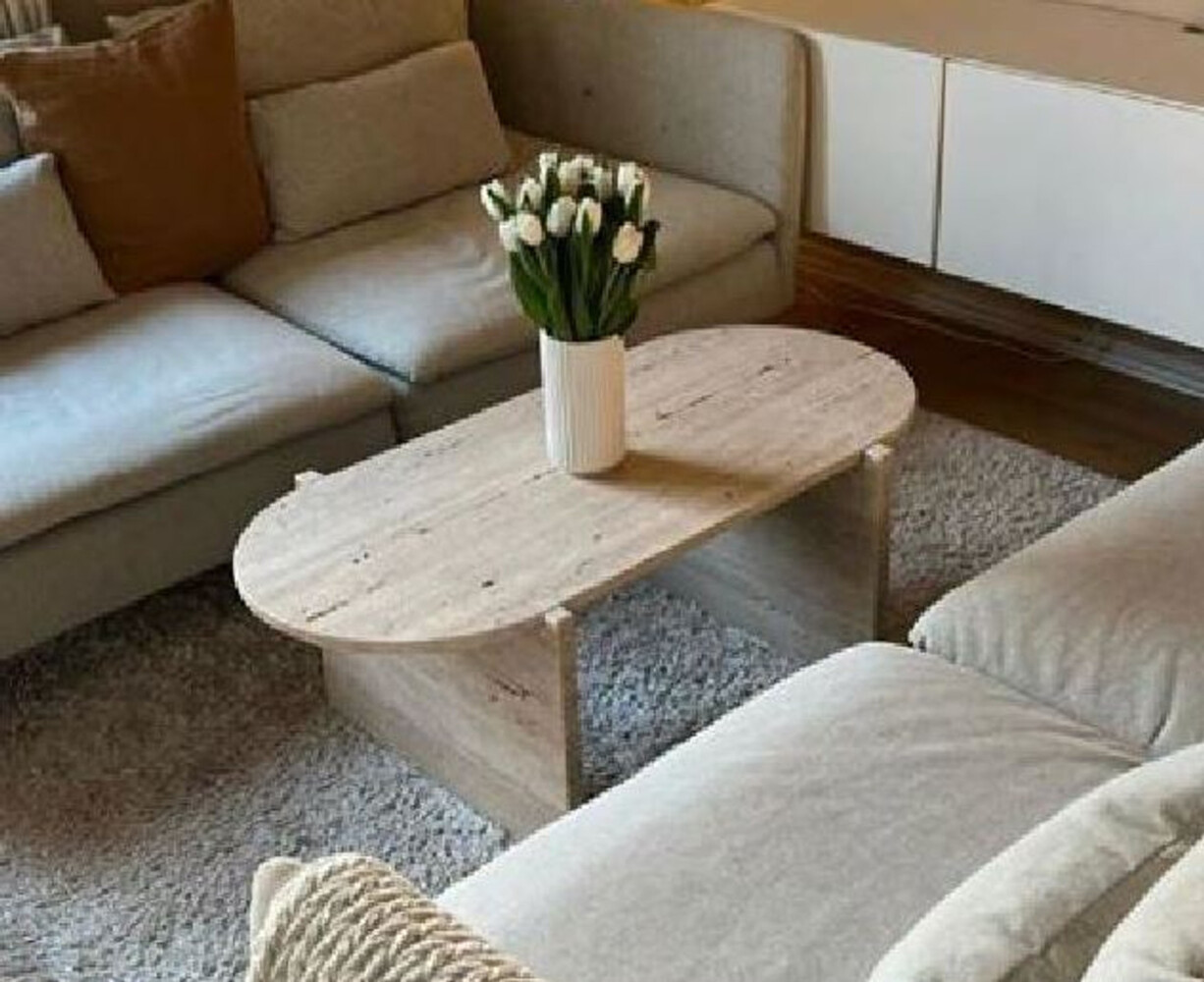 Casa Padrino Luxus Travertin Couchtisch Beige 100 x 50 x H. 42 cm - Naturstein Wohnzimmertisch - Wohnzimmer Möbel - Naturstein Möbel - Travertin Möbel - Luxus Möbel - Luxus Einrichtung Bild 1