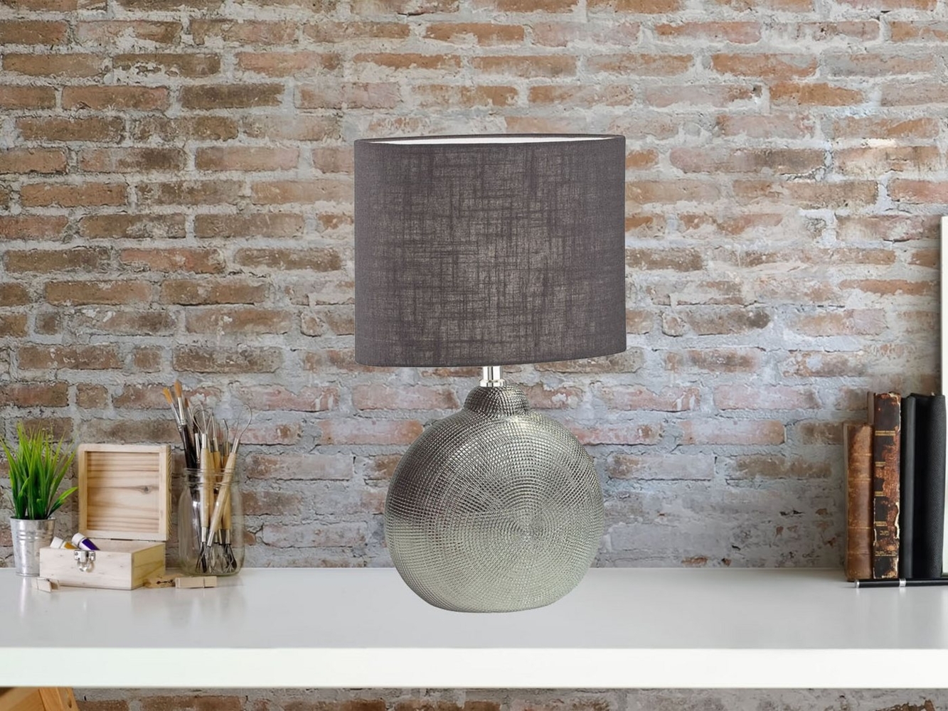 FISCHER & HONSEL LED-Nachttischlampe, LED wechselbar, warmweiß, Keramikfuß silber, ovaler Lampenschirm aus Leinen, grau, Höhe 39 cm Bild 1