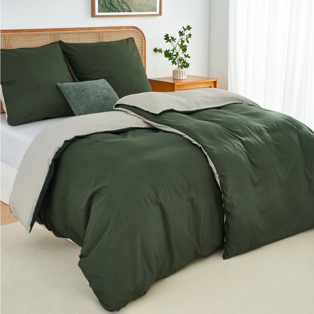 Topfinel Bettwäsche 135x200cm, Seersucker Bettwäsche-Sets, bügelfrei, allergiker, kühlende, 100% Mikrofaser, 4 teilig, 4-tlg. Olivgrün/Beige:2 Btz. 135x200+2 Ktz. 80x80, m. Reißvers. Bild 1