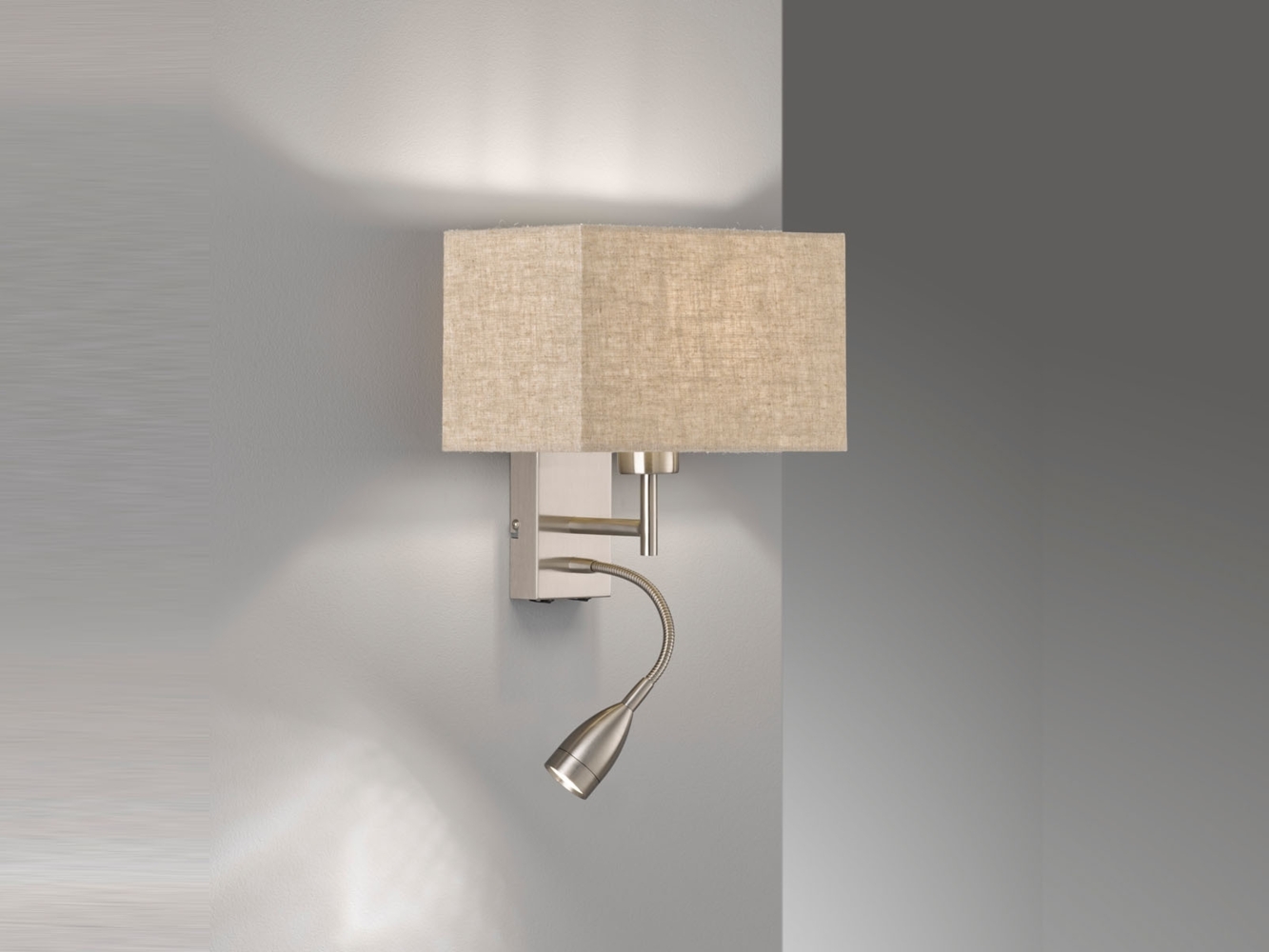 LED Wandlampe mit Leselampe & Stoffschirm Beige eckig, Höhe 38cm Bild 1