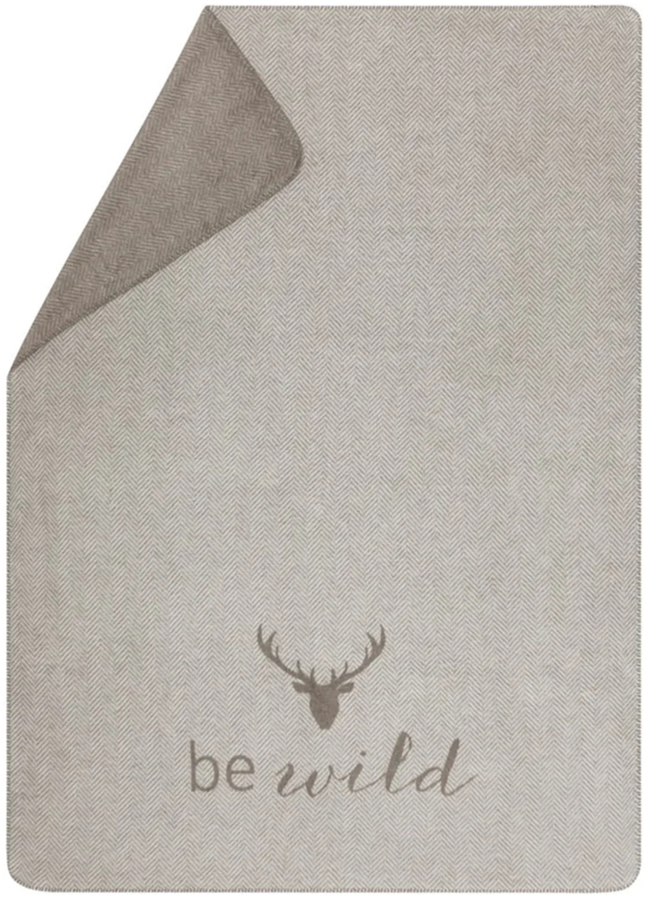 Fussenegger nachhaltige Wohndecke be wild Hirschkopf schlamm 150x200 Bild 1