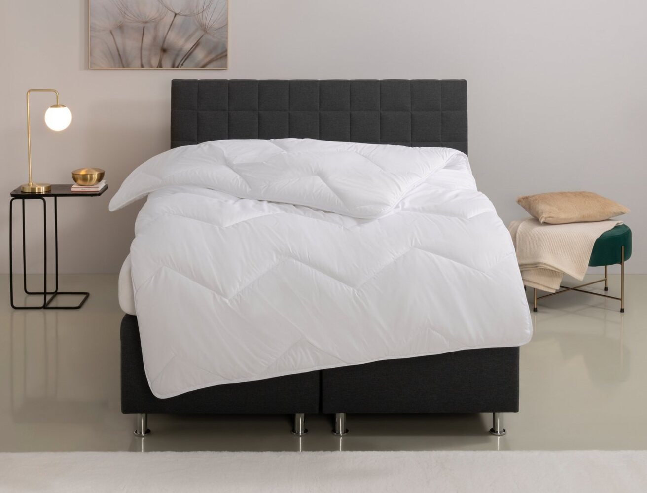 Home affaire Microfaserbettdecke Sartes, Bettdecke 135x200 cm, 155x220 cm, Füllung: Polyester, Bezug: Polyester, Bettdecken, Sommer, Decke, für Allergiker geeignet Bild 1