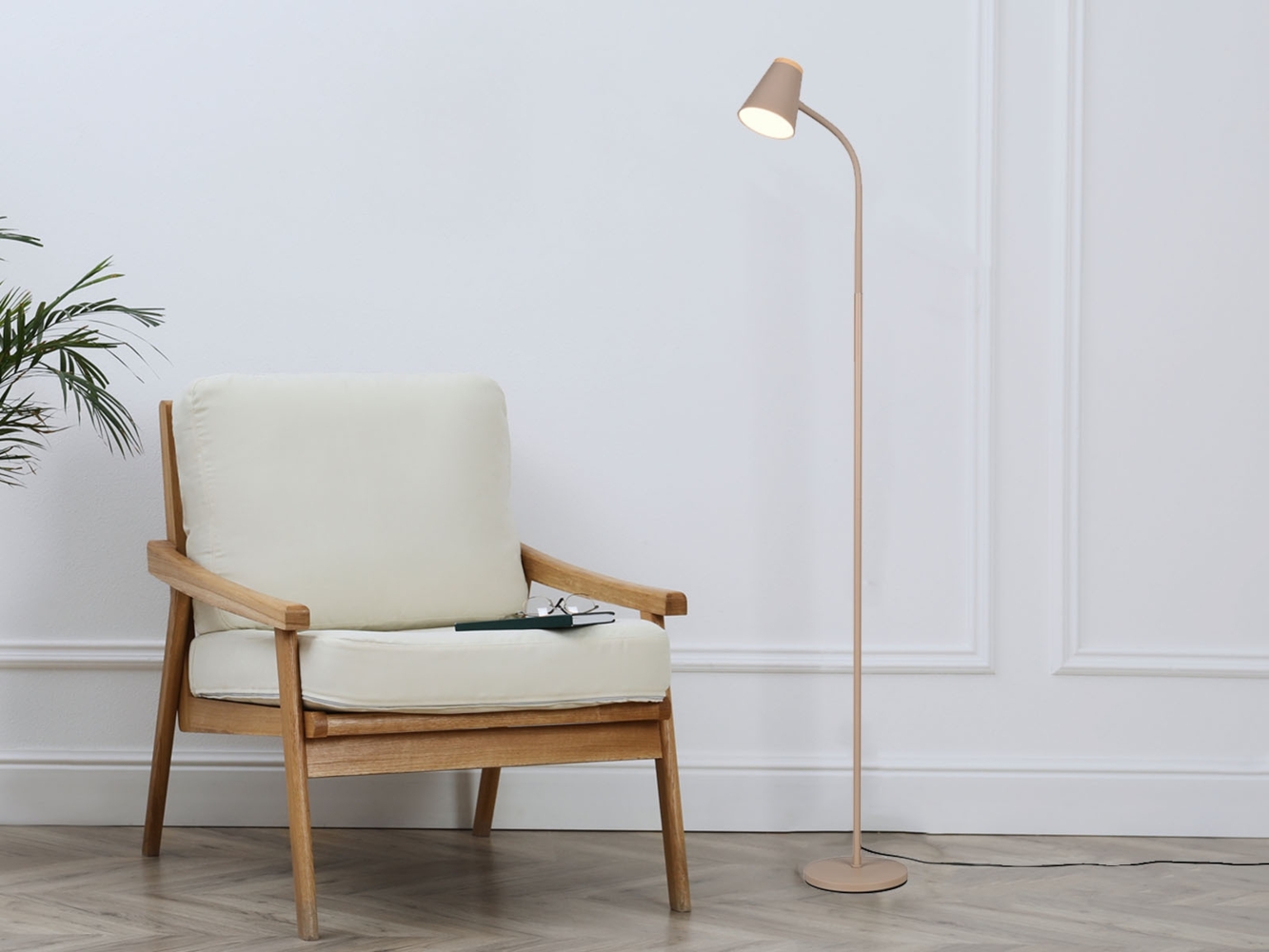 LED Stehlampe PONGO Beige flexibel biegsam, Höhe 145cm Bild 1