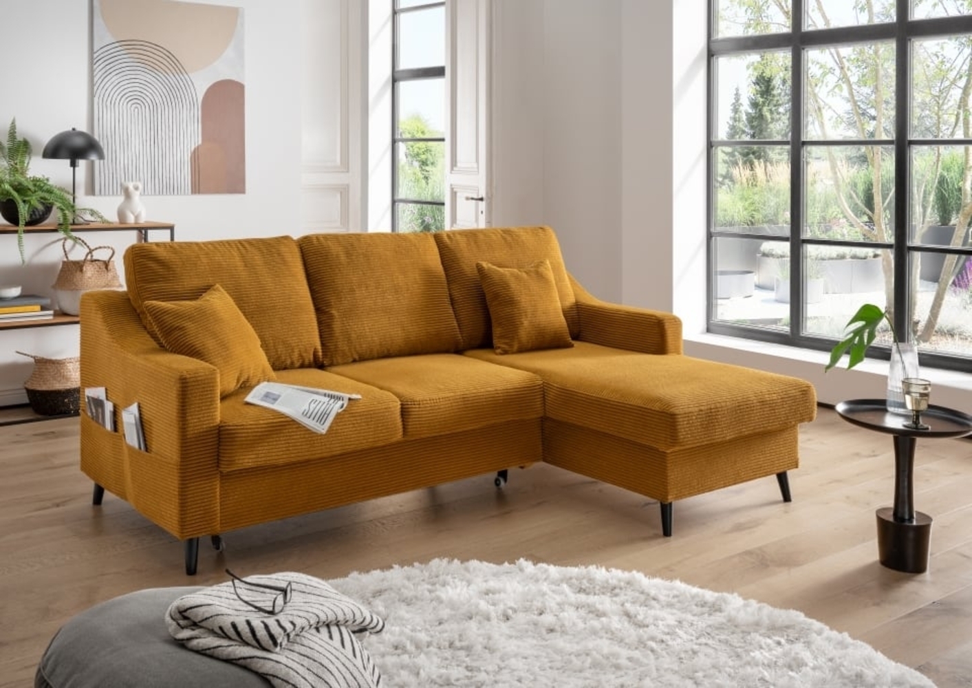 Sofa Valentina von Benformato: Elegantes Breitcord-Sofa mit Schlaffunktion, Bettkasten und Flexibler Recamiere, gold Bild 1