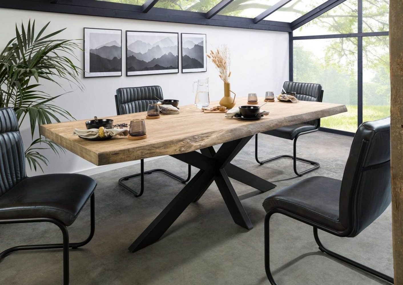 Massivmoebel24 Baumkantentisch FREEFORM (220 x 100 x 77 Mango, Esstisch Baumkantentisch aus Echtholz echte Baumkante massiv), Echte Baumkante, Natürliche Risse und Unebenheiten Bild 1