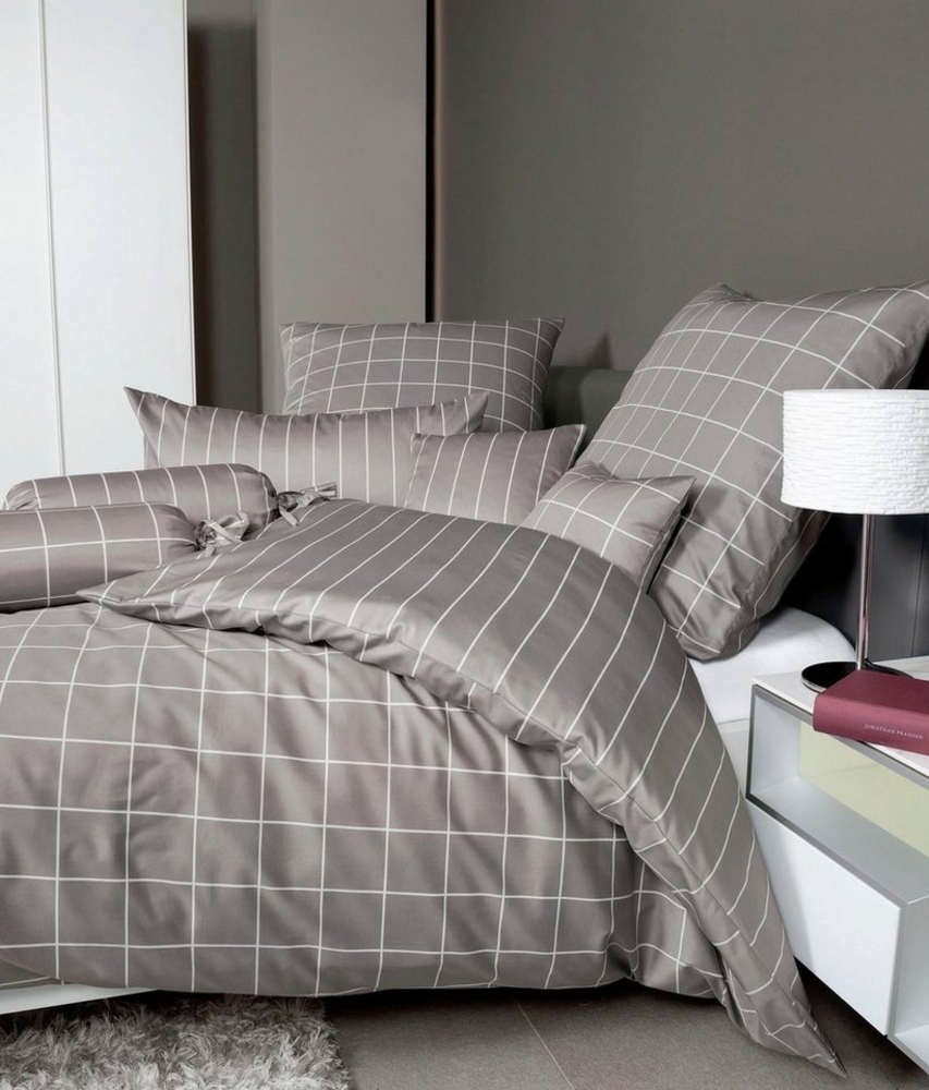 Janine Mako Satin Kissenhülle 1 teilig 80x80 cm Modernclassic 39025-57 vulkan Bild 1