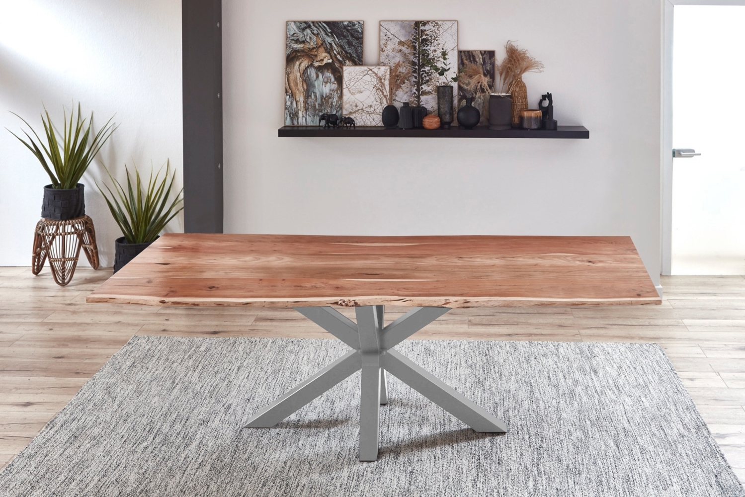 Esstisch Baumkante massiv Akazie natur 300 cm Spider-Gestell Silber QUINCY 74702459 Bild 1