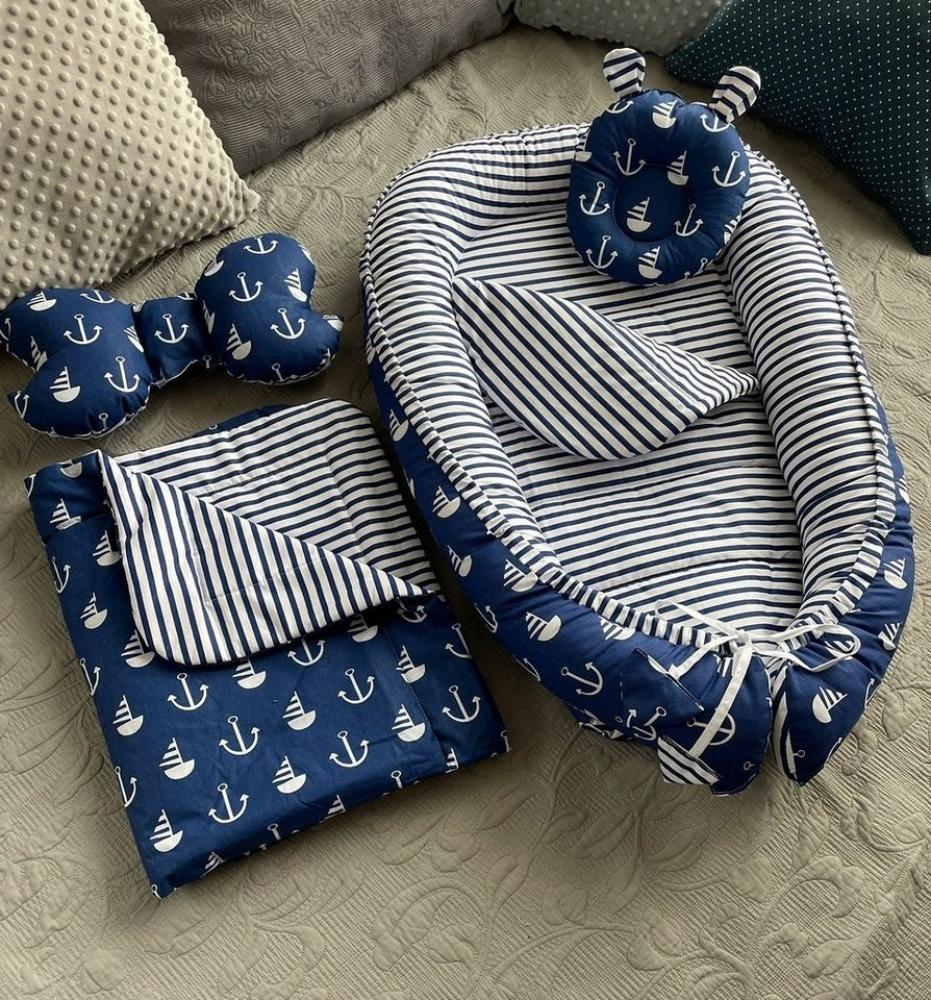 Loolay Kuschelnest BIO BAUMWOLLE BABYNEST Babykokon Neugeborene Babyaustattung Junge SET, (Kuschelnest Reisebett SOLO/ o. im Geschenk SETS, 5-tlg, 4 Jahreszeiten ANKER/ Streifen Dunkelblau Nestchen), LOOLAY® - 100% Europäische Stoffe und Kleinserien-Nä... Bild 1