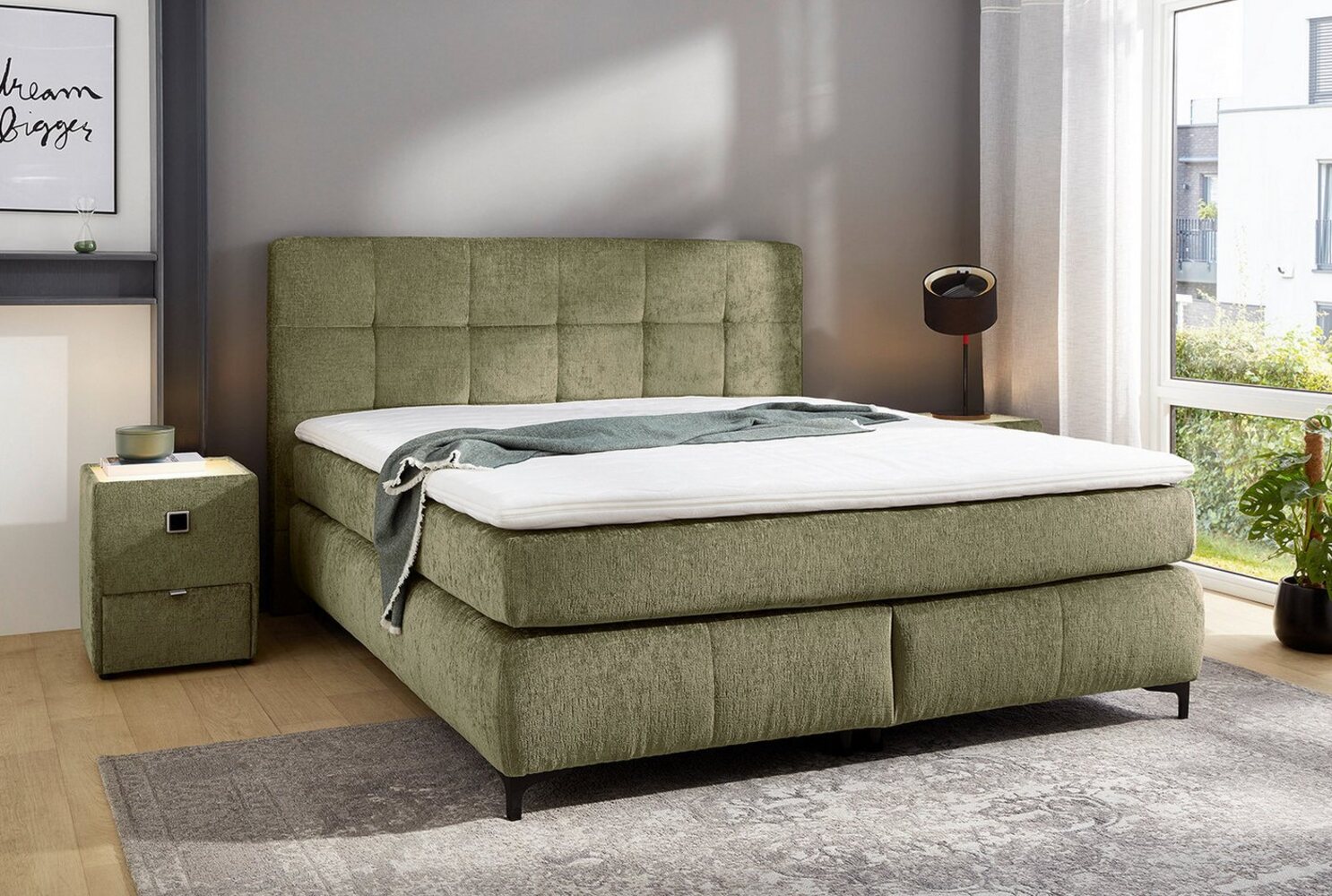 Jockenhöfer 'Beatrice Mix' Boxspringbett, 180x200 cm, Chenille Hellgrün Bild 1