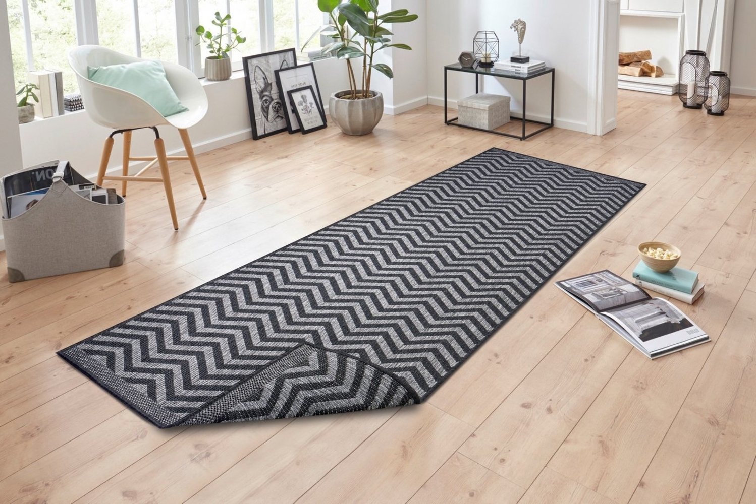 In- & Outdoor Wendeteppich Palma Schwarz Silber - 80 x 350 x 0,5 cm Bild 1