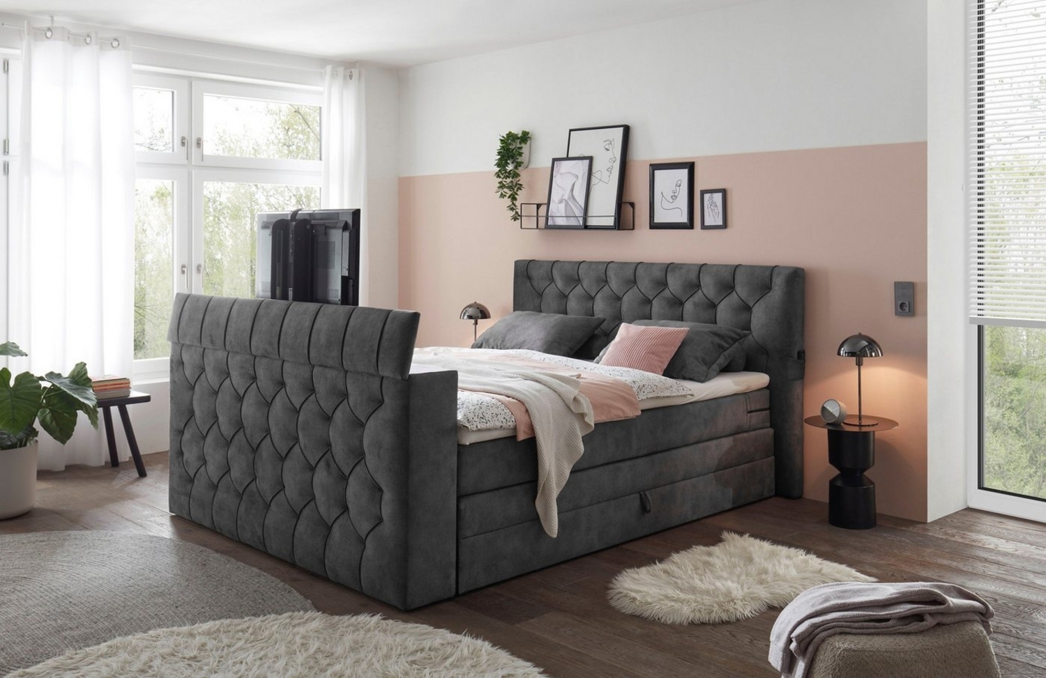 Boxspringbett Springdale - motorisierter TV-Halterung, geräumigem Bettkasten und Duo-Wendematratze H3/H4 - ED Exciting Design Bild 1