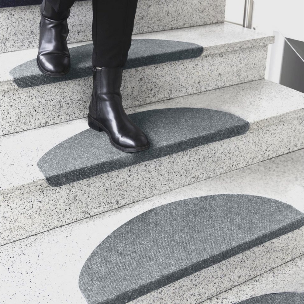 Karat Stufenmatte Denver, Treppenmatte, 5 Farben & 2 Größen, Halbrund, Höhe: 4.4 mm, Günstiger Stufenschutz Bild 1