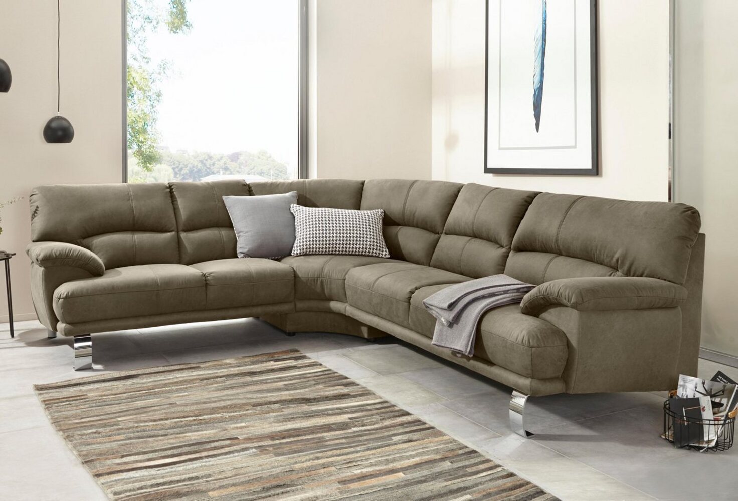 TRENDMANUFAKTUR Ecksofa Cecilia II, in italienischen Design, bequem, hoher Sitzkomfort, L-Form, extrabreite Armlehnen für noch mehr Sitzkomfort Bild 1