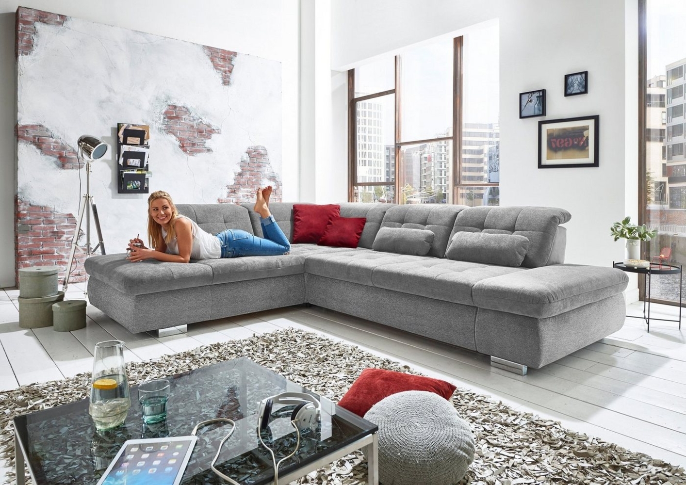 Die PlanBar Ecksofa MP-IN17004 L-Form, wahlweise mit Bettfunktion, Sitztiefen- und Kopfteilverstellung Bild 1