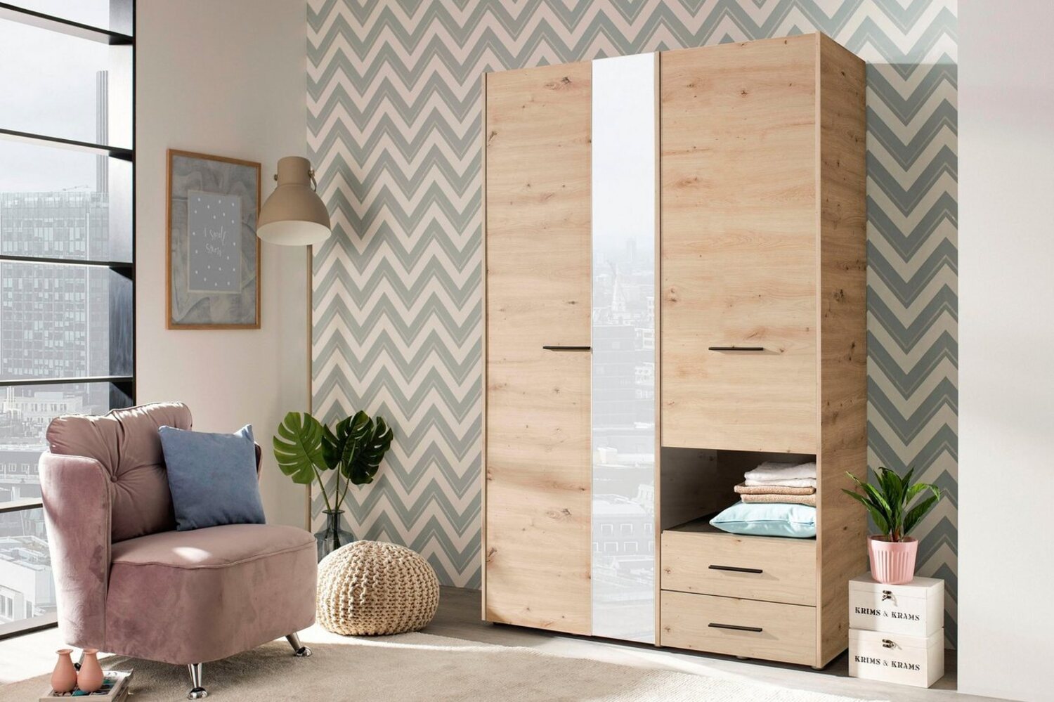 INOSIGN Kleiderschrank Leon, FSC® -zertifiziertem Holzwerkstoff mit Spiegel, Innenausstattung und 2 Schubladen, 127,5x55x205,5cm Bild 1