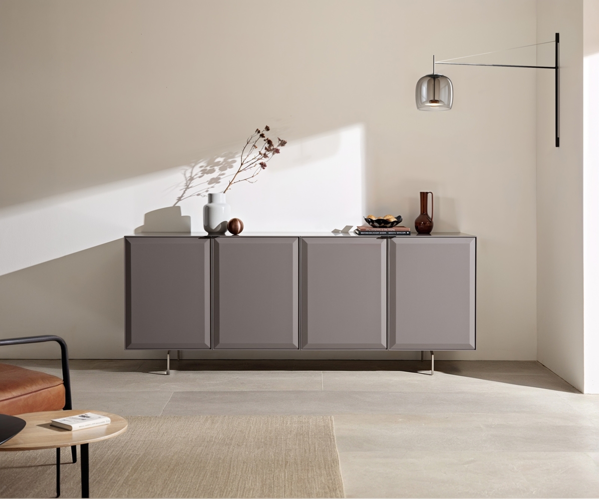 Sideboard Marellia 200 cm Grau 4 Türen Winkelfuß Edelstahl Bild 1