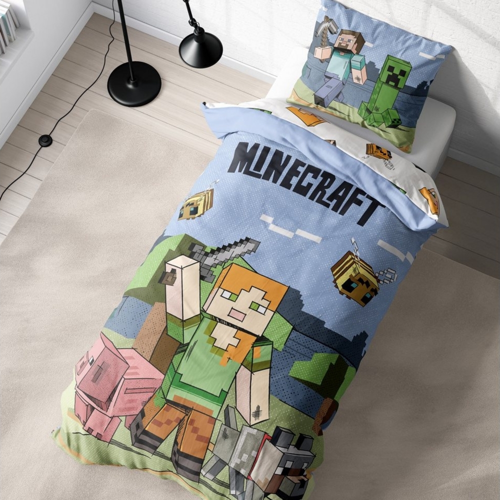 MTOnlinehandel Kinderbettwäsche Minecraft Steve & Alex, Geschenk für Gamer, Mikrofaser, 2 teilig, Wendebettwäsche für Mädchen und Jungs, 135x200 + 80x80 cm, Gaming Bild 1