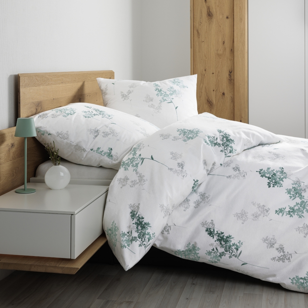 Janine Feinbiber Bettwäsche Davos 65172-06 Sträucher Grün Grau 135x200 Bild 1
