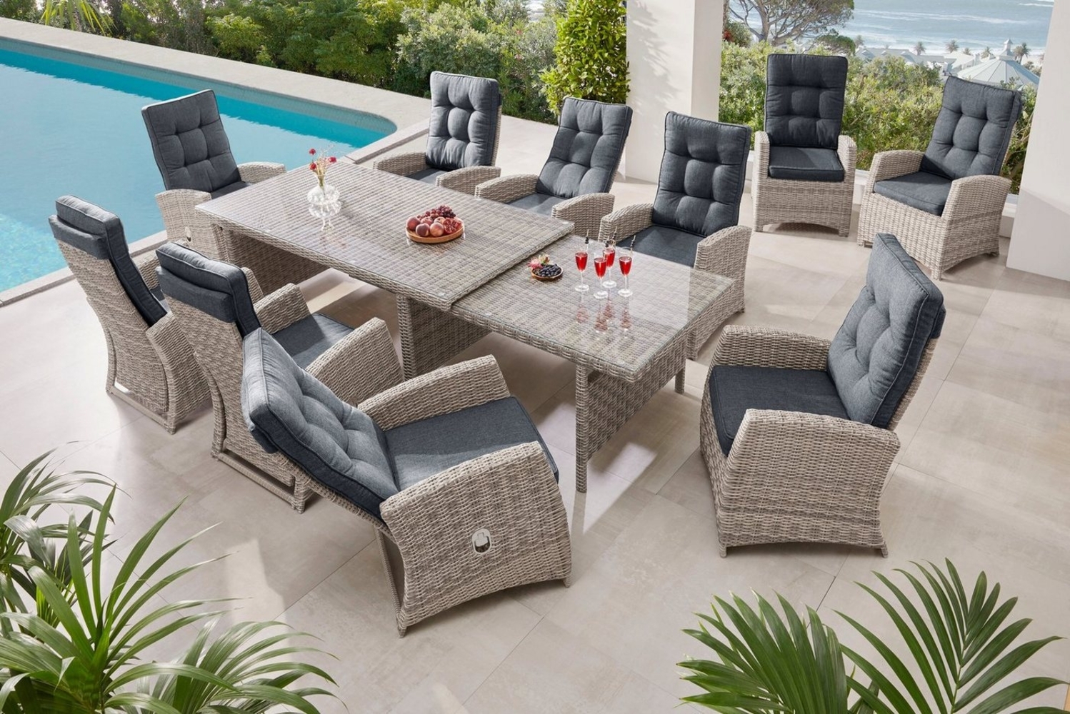 KONIFERA Garten-Essgruppe Monaco, (Set, 31-tlg, 10x Sessel, 1xTisch 200-366x100x75,5cm, inkl. Auflagen, Polyrattan,Alu), Rückenlehne verstellbar, Tischplatte aus 5mm starkem Sicherheitsglas Bild 1