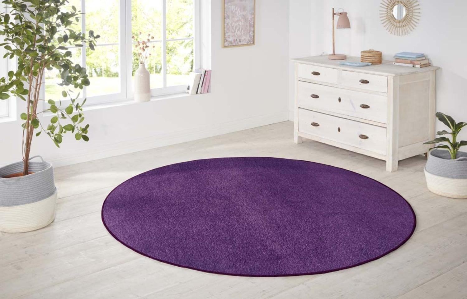 Kurzflor Teppich Nasty, rund - violett - 133 cm Durchmesser Bild 1