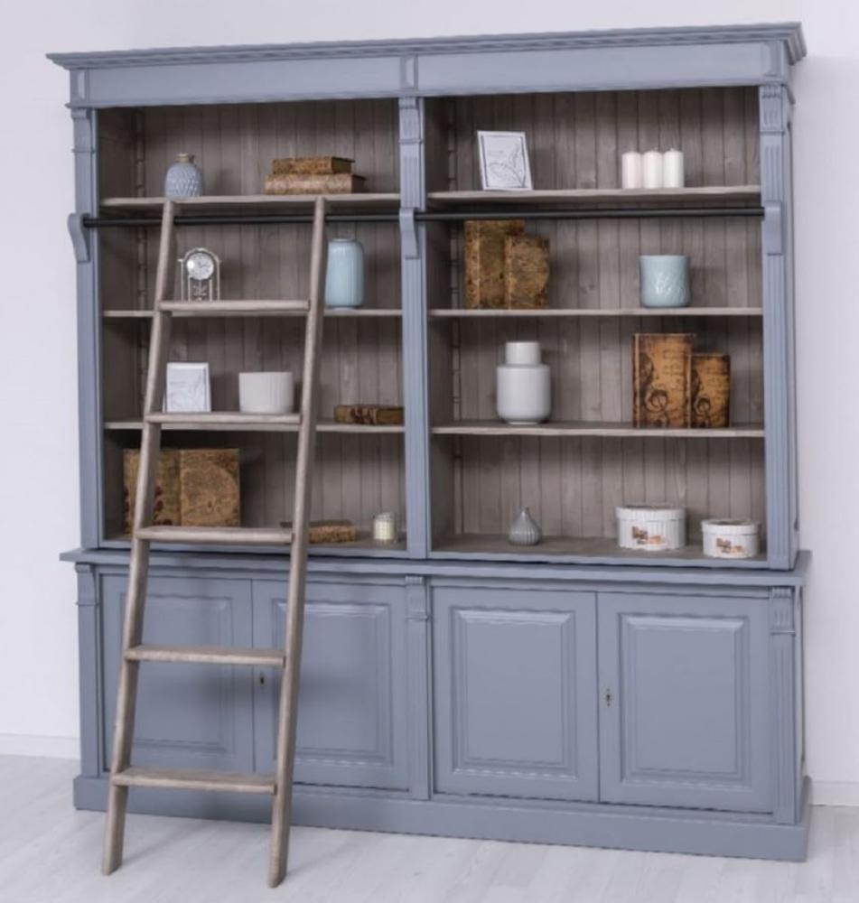 Casa Padrino Landhausstil Bücherschrank mit Leiter Hellblau / Grau 223 x 51 x H. 228 cm - Massivholz Schrank - Wohnzimmerschrank - Regalschrank - Büroschrank - Landhausstil Möbel Bild 1