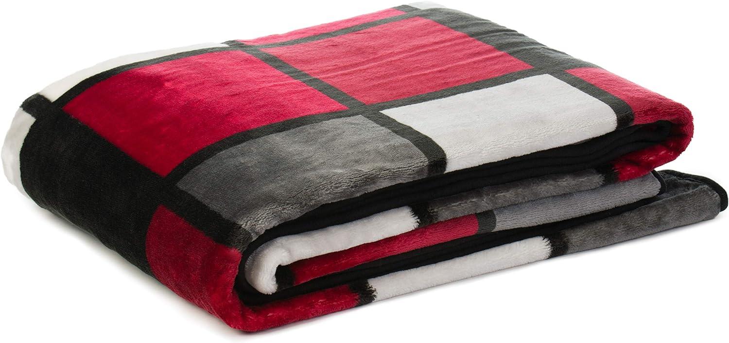 Gözze - Weiche Kuscheldecke, Cashmere Feeling, Hohes Stoffgewicht 500 g/m², Antigua, 150 x 200 cm - Rot/Bordeaux/Schwarz/Weiß Bild 1