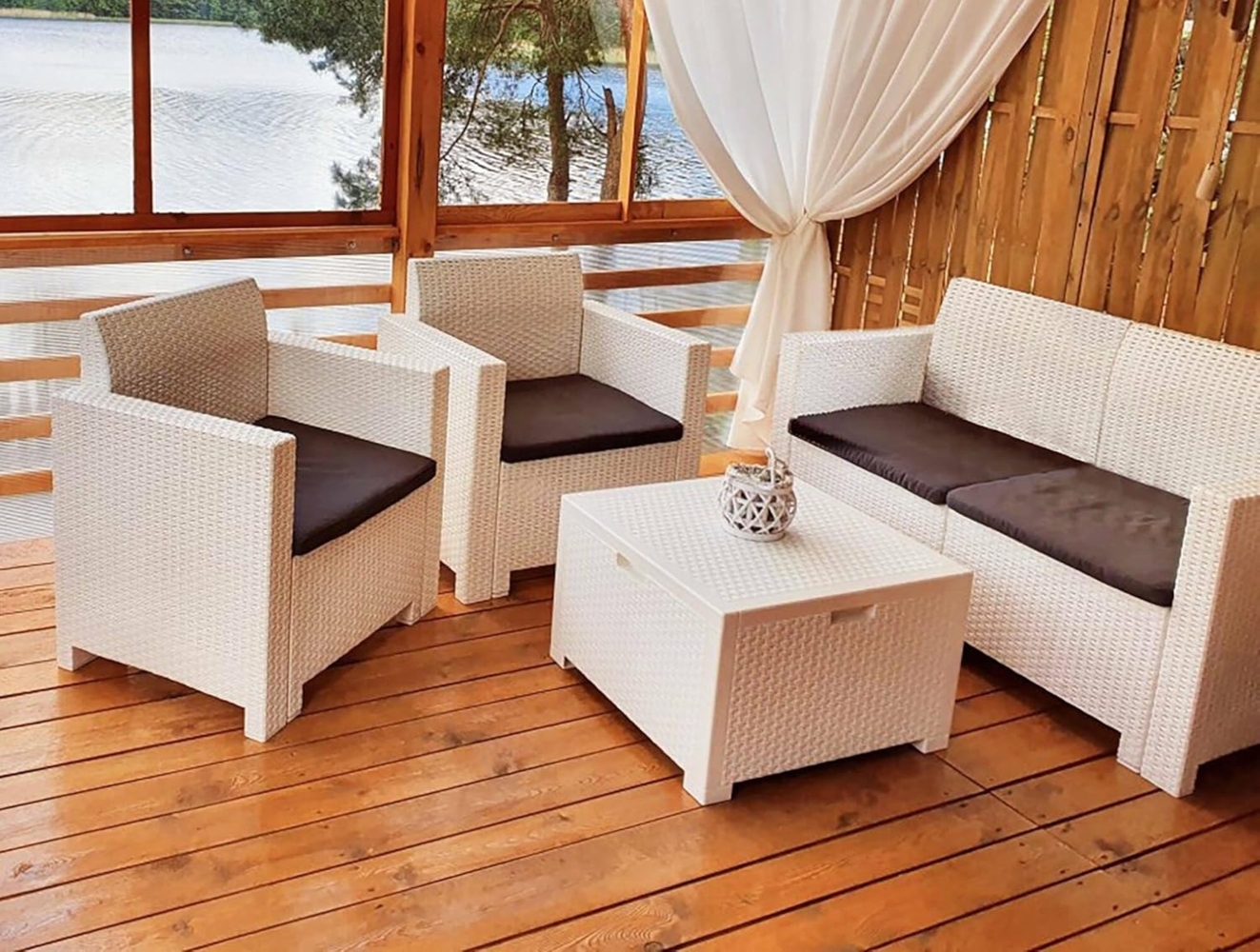 Dmora - Loungeset für draußen Venere, Outdoor-Lounge mit Couchtisch, Terrassenset mit Kissen, Gartenkomposition mit Sofa und Sesseln, Made in Italy, Weiß Bild 1
