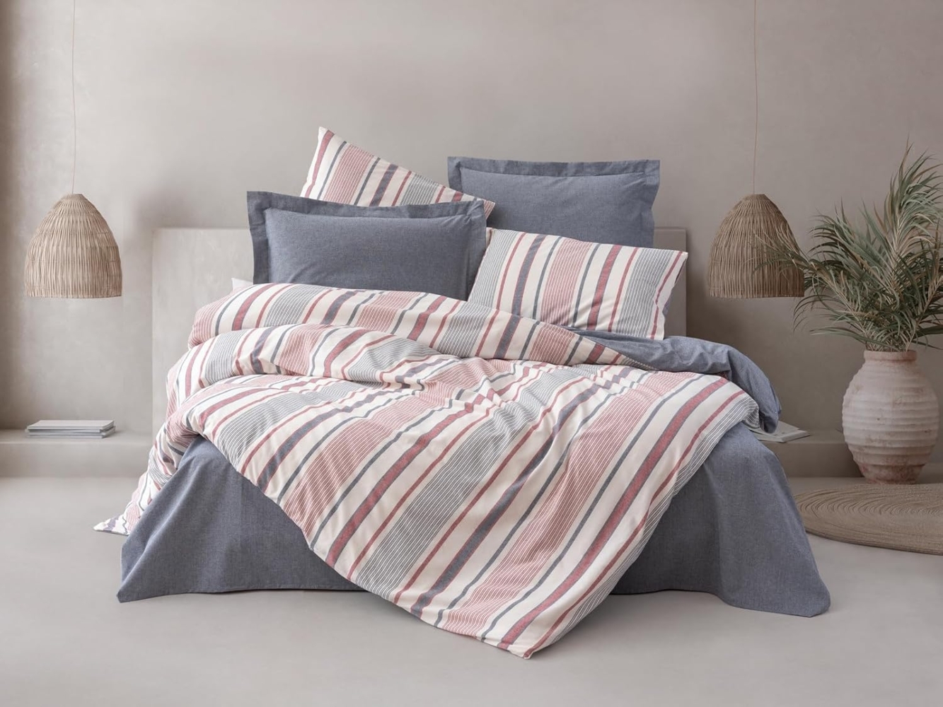 Doppel-Bettbezug-Set (DE), 'Duo', Dunkelblau, Weiß, Rosa Bild 1