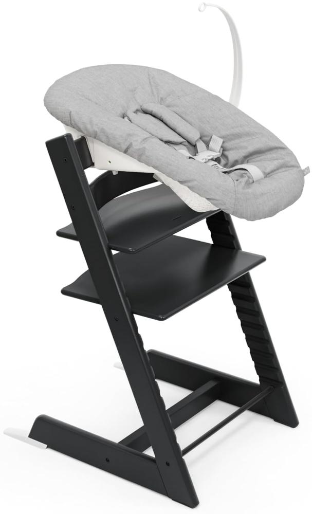 Tripp Trapp Stuhl von Stokke (Black) mit Newborn Set (Grey) - Für Neugeborene bis zu 9 kg - Gemütlich, sicher & einfach zu verwenden Bild 1