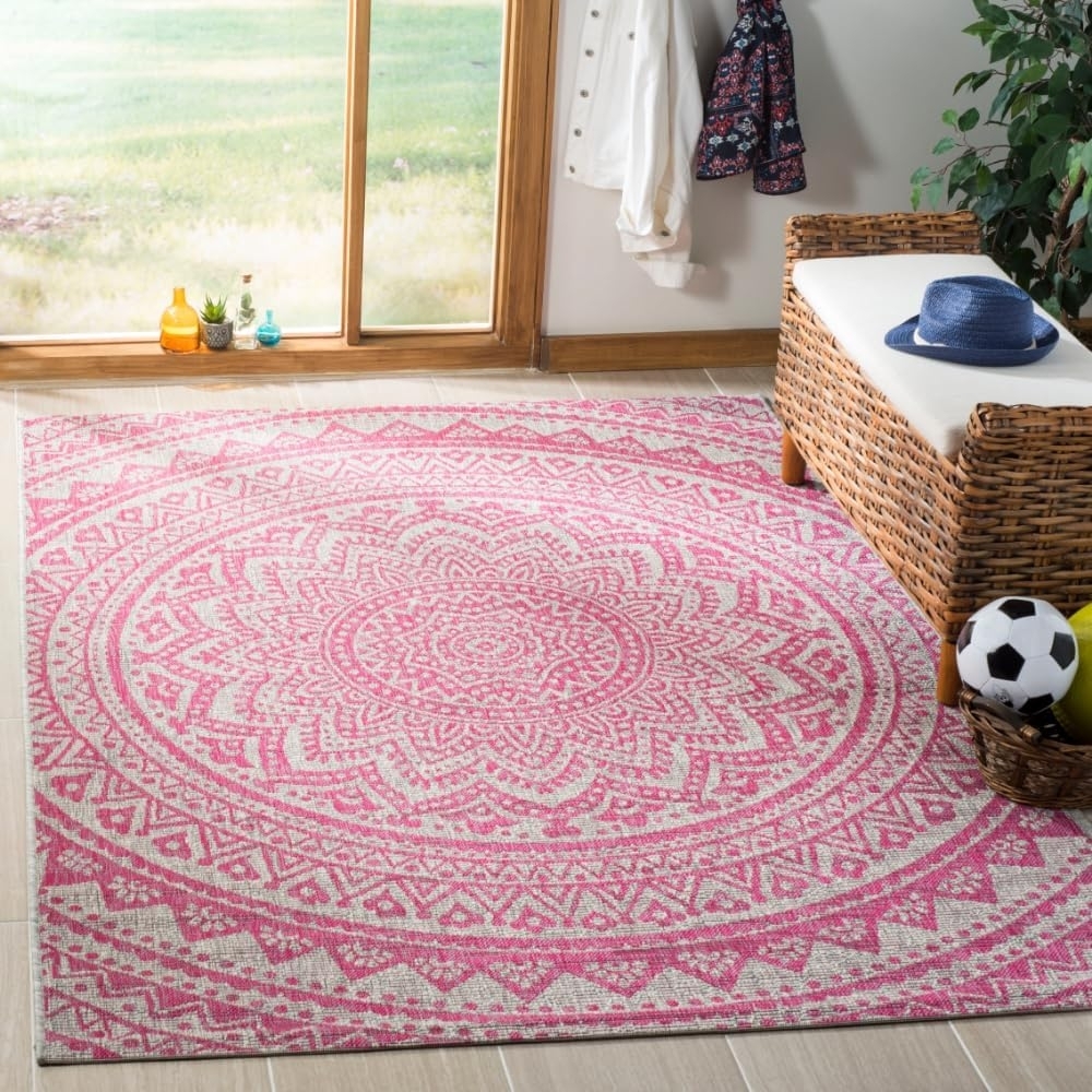 SAFAVIEH Zeitgenössische Teppich für Wohnzimmer, Esszimmer, Schlafzimmer - Courtyard Collection, Kurzer Flor, Hellgrau und Fuchsia, 201 X 290 cm Bild 1