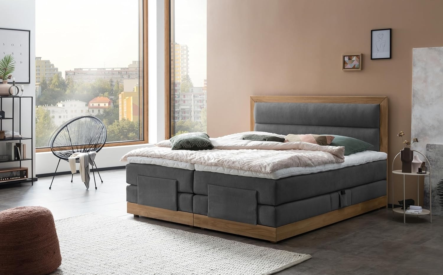 Belanoti Boxspringbett MODELA (Boxspringbett 180x200 elektrisch verstellbar Bett 180x200 mit Motor, 7-Zonen Taschenfederkern Matratze inklusive Visco Topper), in der Farbe Anthrazit H2/H3 Polsterbett Motorbett mit Eiche Bild 1